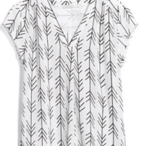 Fun2fun Lillian v neck blouse